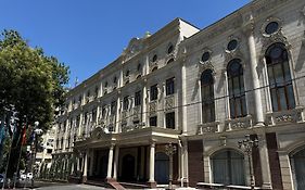 King Plaza Hotel